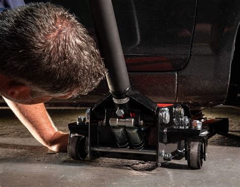 7 Best Low Profile Floor Jacks in 2021 [Updated] - GarageSpot