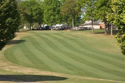 Saluda Valley Country Club - Golf Course Information | Hole19