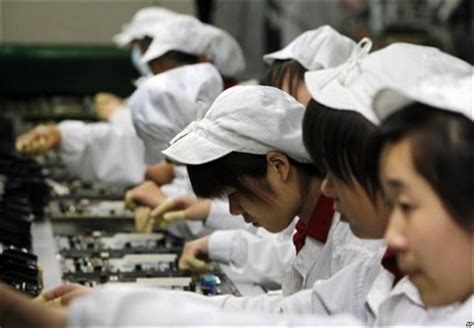 没有女工的工厂难招年轻人，工资日结受青睐_南方网