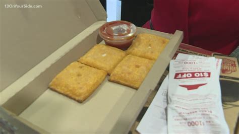 Does the Cheez-It Pizza really taste like Cheez-Its? | wzzm13.com