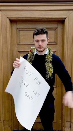 Love (Food Recycling) Actually 🎄🥕