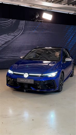 Latest look of the VW Golf R facelift