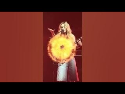 The Warning Live in concert at O2 Arena London 24/4/26 