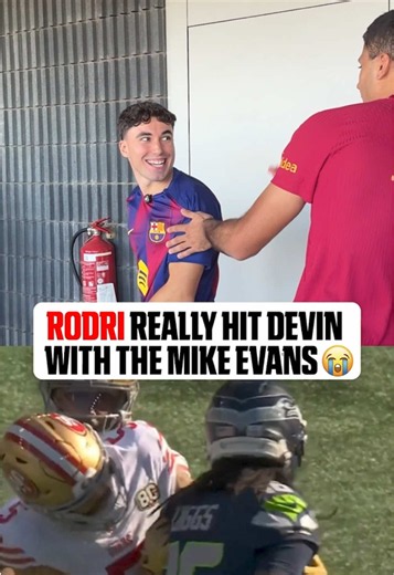 FIFA #WorldCup winner #Rodri hit @devincaherly with the Mike Evans treatment 😭🤣 #fcbarcelona #futbol #espnsocial