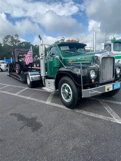 Nothing but Old School Vintage Mack Trucks