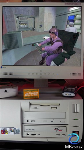 Half-Life (1998) - Gordon Freeman tests Barney’s patience at Black Mesa!
