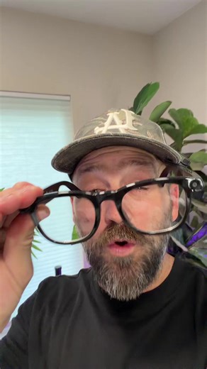 Hands free, smart, and seriously cool 😎 These AI smart glasses make content, videos. Photos. calls, music, and everyday life feel easier without pulling out your phone. #SmartGlasses #AIGlasses #TikTokMadeMeBuyIt #TechFinds #MustHaveTech