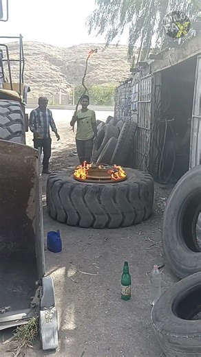 The Dangerous Tire Trick Mechanics STILL Use 😨🛞🔥