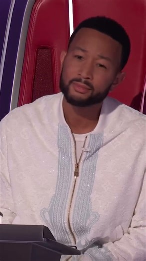 Mike Has The True Star Quality! #thevoice #4chair #standingovation