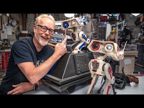 Adam Savage Meets Star Wars Droid Puppets!