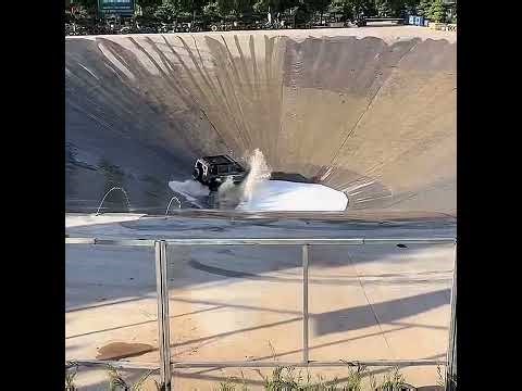 The 4x4 vehicle spun around in a pan.