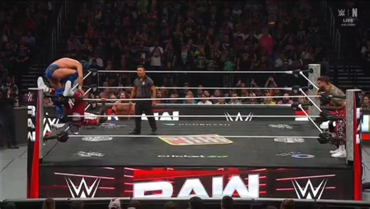 The Usos Vs AJ Styles & Dragon Lee For World Tag Team Champions Full Match - WWE RAW 12/29/2025 | WWE Highlights