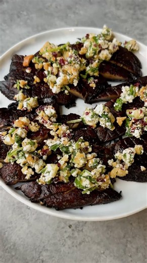 Garlic herb portobellos with cashew cranberry crumble
