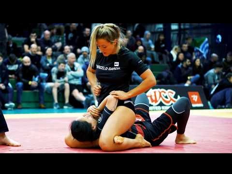 Flawless Mounted Triangle Choke! Grace Brown vs Shirley Tung | Combat Girls