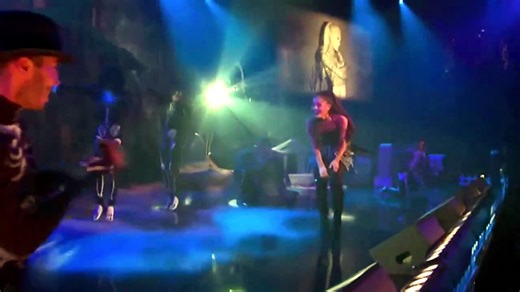 ARIANA GRANDE – Live — Problem (Live on the Honda Stage at the iHeartRadio Theater LA 2014)