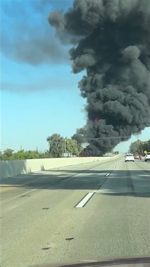 Massive Explosion on California Highway as Tanker Bursts Into Flames #shorts