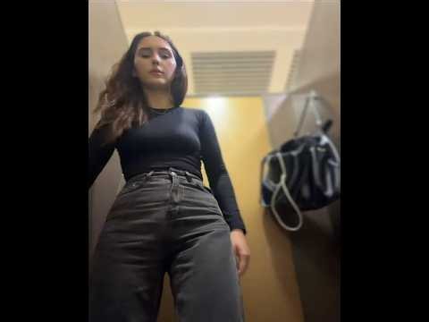 "LOVELYGIRL Periscope Live: Exclusive Global Broadcast Highlights"