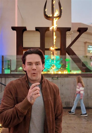 Gordon Ramsay's Beef Wellington at Hell's Kitchen Vegas