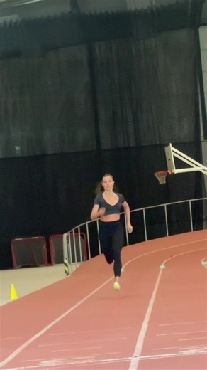 Indoor Sprints: Warm-Up Exercises for Runners