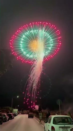 3-Layer Explosion in One Shot #fireworks #pyrotechnics #explosion #nightshow #shorts #viral #4kvideo