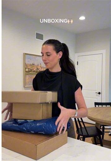 Aritzia Unboxing: New Clothes for a Working Mom 🤭