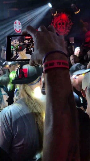 Alien Ant Farm jamming "The Movies" at The Machine Shop 🤘🏻