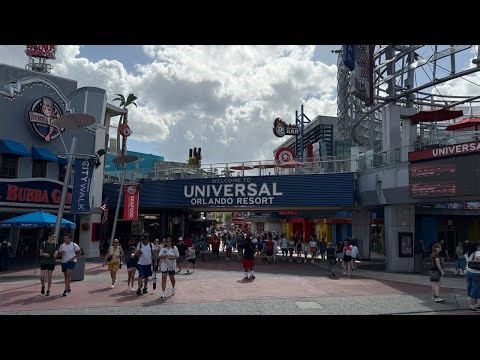 🔴 LIVE Friday Night at Universal Studios Orlando