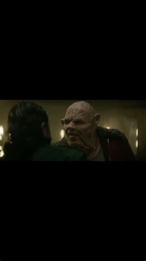 Alien Harasses the Wrong Woman 5
