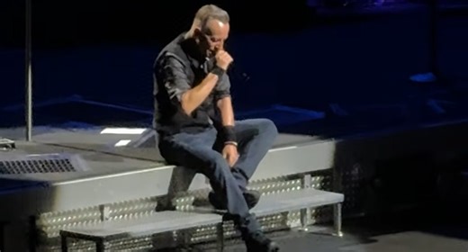 Bruce Springsteen Brings Political Fire to New York Concert - Alternative Nation