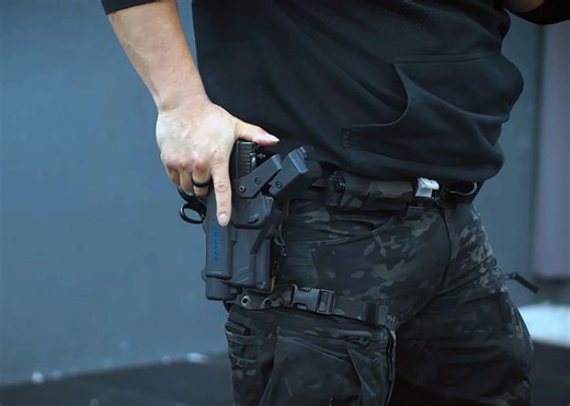 BB Range 042: Alien Gear Holster