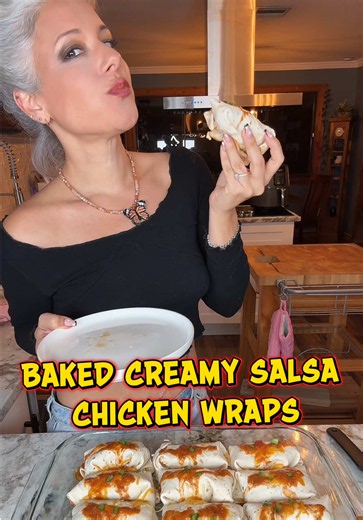 🌯 BAKED CREAMY SALSA CHICKEN WRAPS Creamy, cheesy, a little tangy, and baked until golden! 🤤 INGREDIENTS • 4 chicken breasts • 1 tbsp olive oil • 2 tbsp tomato paste • 1 jar salsa (16 oz) • 1 can coconut milk (13.5 oz) • Juice of 1 lime • 1 tsp each cumin, chili powder & garlic powder • Salt & pepper • Flour tortillas • Shredded Mexican-blend cheese FRESH PICO DE GALLO 🍅 • 1 small red onion • 1 large Roma tomato • Juice of 2 limes • 1 bunch cilantro • Salt to taste DIRECTIONS 1. Season chicke