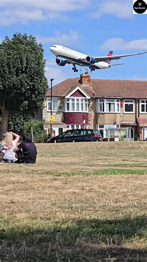When a perfect day gets even better! 😳 Delta Airlines 🇺🇲✈️ | Raj Aviation