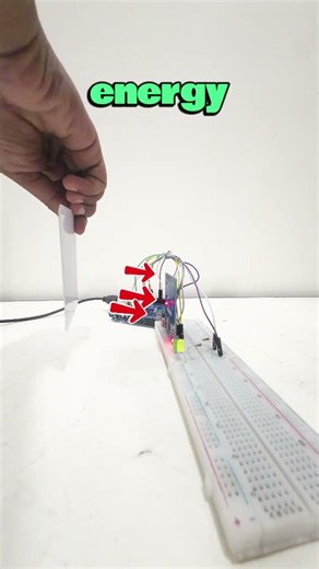 RFID module explained in 60 seconds #arduino #arduinoproject #diy #electronic