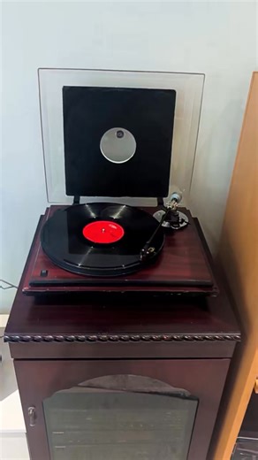 #surface ~ HAPPY HAPPY 72ND BIRTHDAY⋆⭒˚｡⋆🎙️✍🪈🎷🥁🎹🎧 David "Pic" Conley (born December 27, 1953 in Newark, New Jersey.) is an American R&B and jazz musician, songwriter, and producer. He is most famous as a founding member of the multi-platinum group Surface, which dominated the R&B and pop charts in the late 1980s and early 1990s. Shortly after high school, Conley bought a flute for $10 with the intention of flipping it for a profit. Instead, he taught himself to play, and it became his sign