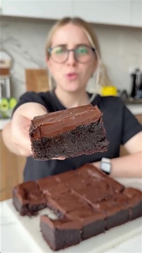 EL BROWNIE MÁS HÚMEDO... ¡Y SIN HUEVOS! #shorts