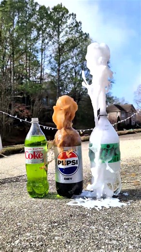 Popular Coke Sodas Vs Mentos (IN REVERSE) (Coke, Sprite, Fanta) #satisfying #experiment #asmr