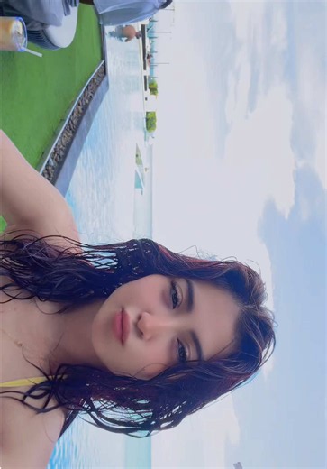 My Thailand vlog is up! 🇹🇭✨ Go watch it on YouTube link is in my bio! ❤️#foryou #fyp #trending