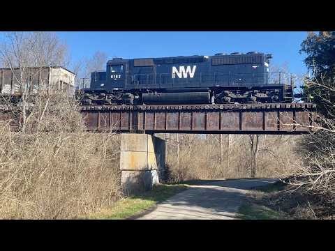 N&W Heritage Locomotive 1st Run, RR Switching At The Wye. Norfolk & Western Loco Returns To NS Line!