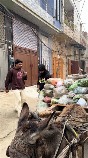 Public prank😂wach for end😂#viralvideos #foryoupage❤️❤️ #foryour #chfarhan832