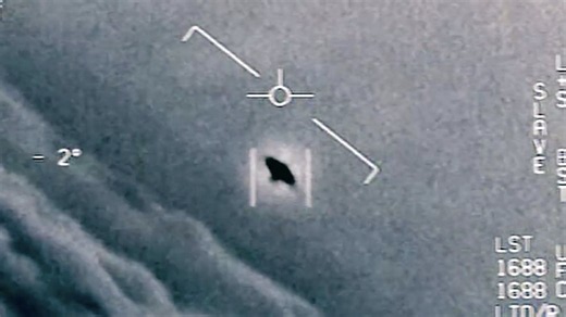 Watch a naval intelligence officer describes a UFO encounter that he can't explain