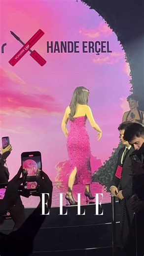 OMG! Hande Erçel’s Iconic Speech at Flormar Launch! ✨ #HandeErçel #LeylaGediz #shorts