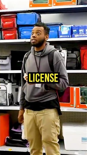 Fan Saves Kai Cenat From Jail After Warning Him About A Fishing License! ❤️‍🩹😂