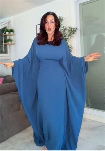 Beautifully Designed Abaya Review