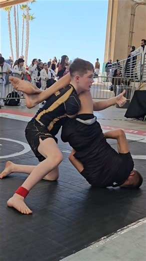 Yes! 😀 A failure rate of 40% is my target! @jjwl#jiujitsu #submission #bjj #martialarts #shorts