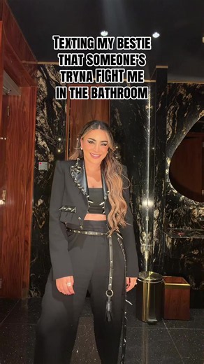 Texting My Bestie That Someone’s Trying to Fight Me in the Bathroom