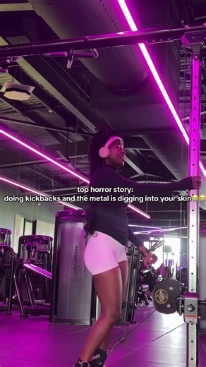 One thing about cable kickbacks… they will humble you #cablemachine #gluteworkout #kickbacks