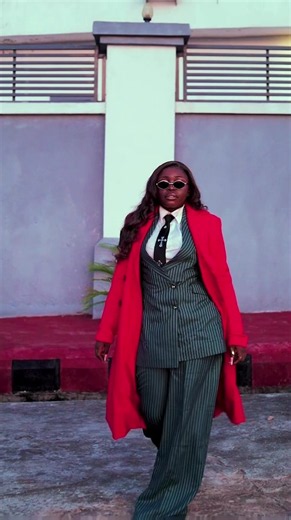 African ladies in suits outfit ideas | 3pcs blazer set styling