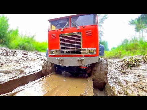 RC Trucks vs ICE & MUD! 😱 Custom 6x6 Globe Liner RC Trucks Off-Road