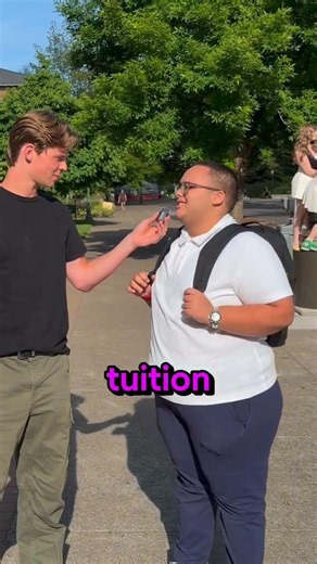 University of Oregon students on their biggest financial flex 👀💰#MoonPayCollege #privatejet #richkid