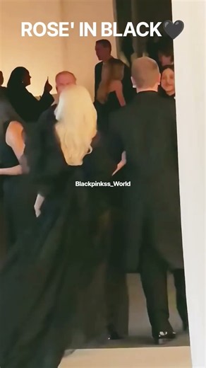 ROSE' Black Dress Entry At Academy Museum GALA😱👑 #Rose' #Blackpink #Shorts #Viral